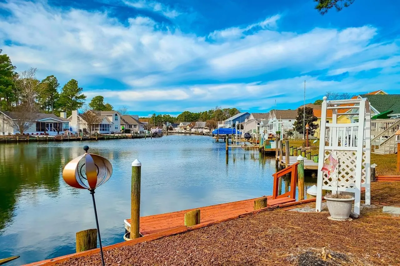 Whimsy Waterfront Villa Ocean Pines
