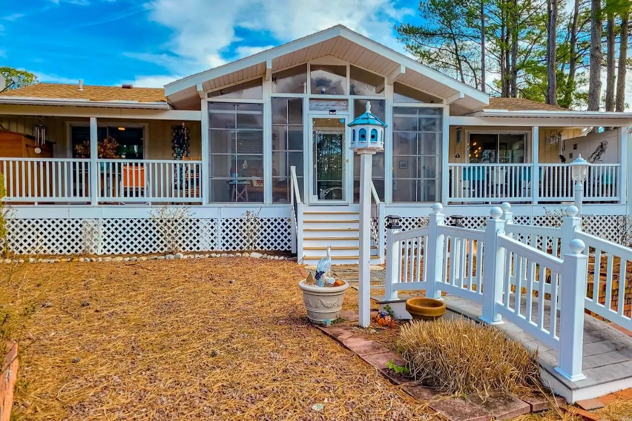 Whimsy Waterfront Villa Ocean Pines Holiday home