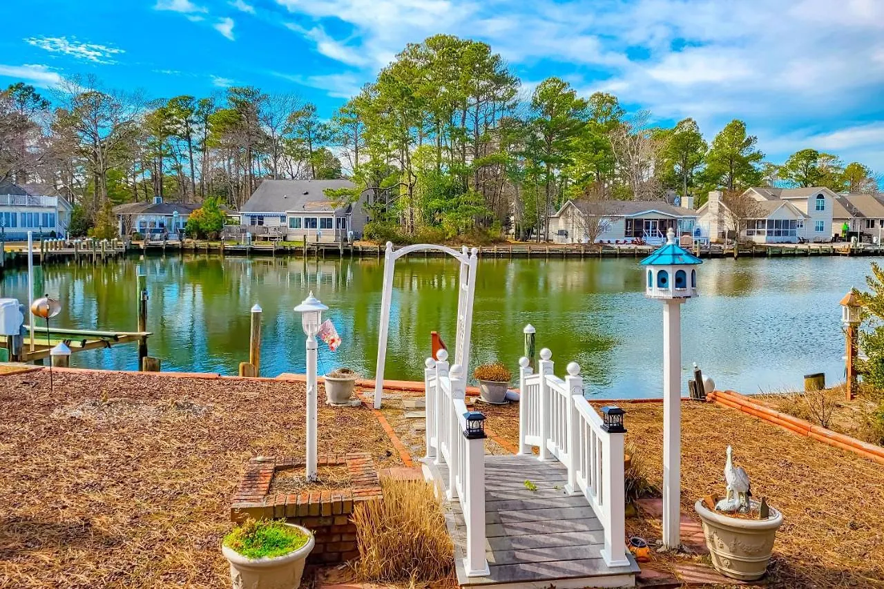 Holiday home Whimsy Waterfront Villa Ocean Pines United States